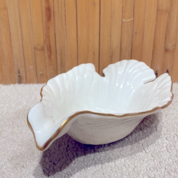 Vintage Lenox Dove Bird Candy Dish Cute Off White Open Ivory Bowl With Gold Trim - Picture 2 of 9